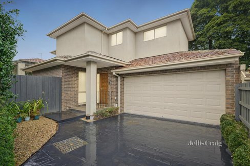 2 24 Roberts Street Glen Waverley 3150