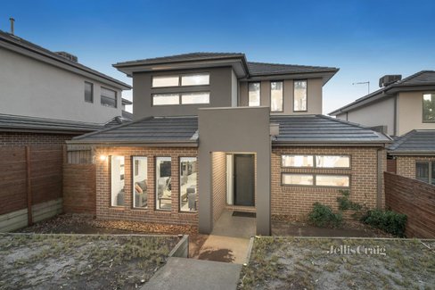 2 241-253 Soldiers Road Beaconsfield 3807