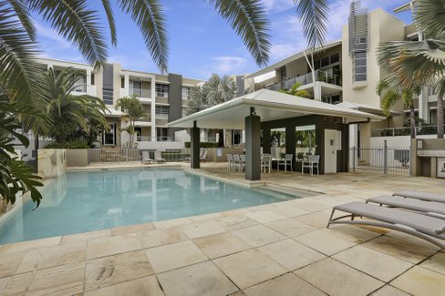 2/253 Varsity Parade, VARSITY LAKES QLD 4227