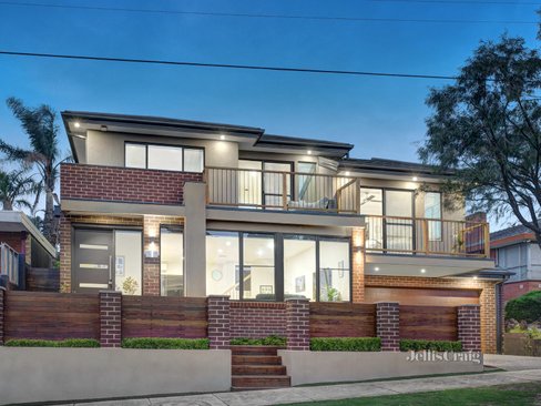 2 26 Leyland Road Mount Waverley 3149