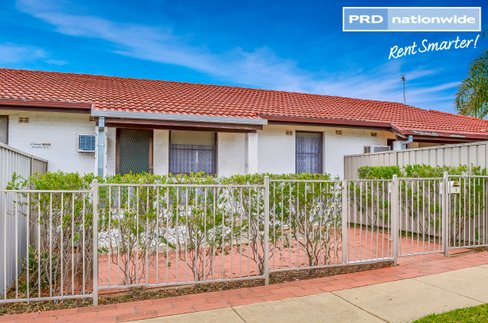 2/263 Bourke Street, TOLLAND NSW 2650