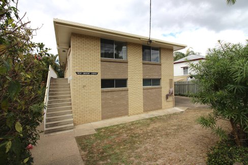 2/27 Seabrook Street, KEDRON QLD 4031