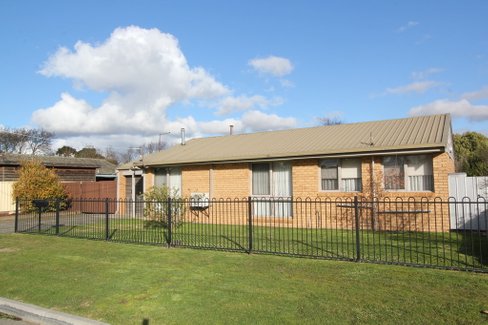 227 Winter Street, DELACOMBE VIC 3356