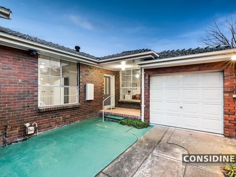 2 28 Williamson Avenue Strathmore 3041