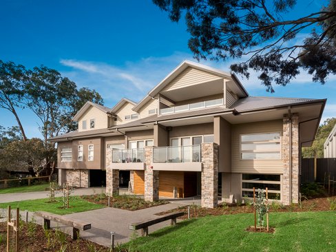 22/804 Main Road Eltham 3095
