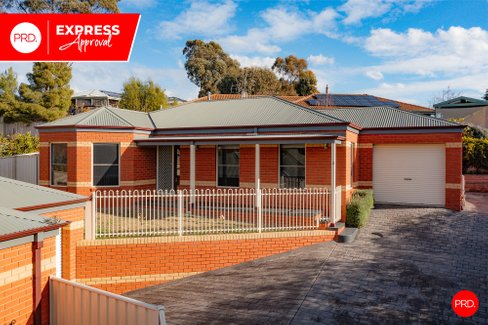 2/29 Derby Grove, FLORA HILL VIC 3550