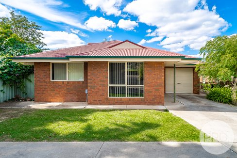 2/29 The Boulevarde, KOORINGAL NSW 2650