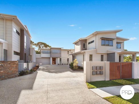 2/29 Ward Street, SOUTHPORT QLD 4215