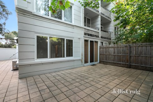 2/2A Lexton Grove Prahran 3181