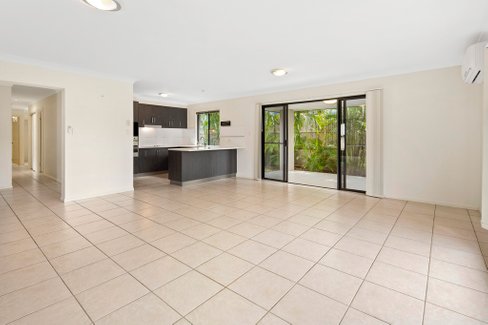 23 Armada Crescent, JUBILEE POCKET QLD 4802
