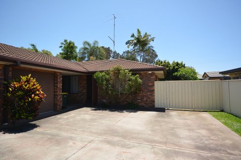 2/3 Bosun Boulevard, BANORA POINT NSW 2486