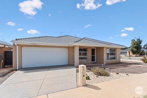 23 Bursaria Street, JACKASS FLAT VIC 3556