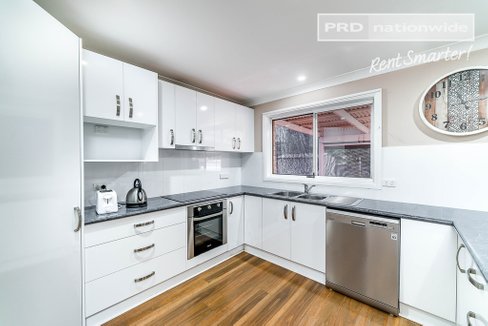 23 Eldershaw Drive, FOREST HILL NSW 2651