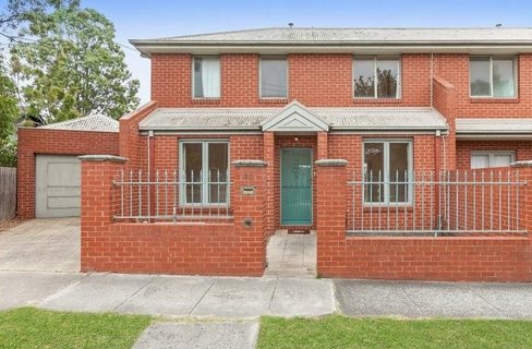 23 Garden Avenue Glen Huntly 3163