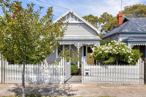 23 Gladstone Avenue Northcote 3070