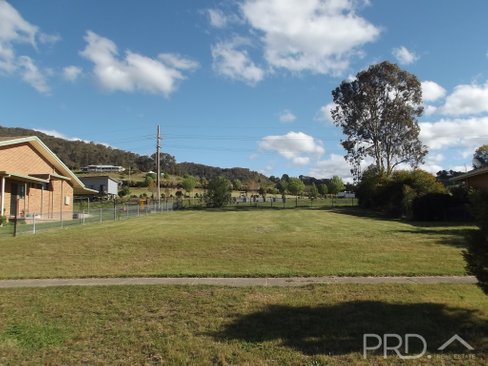 23 Groves Street, TALBINGO NSW 2720