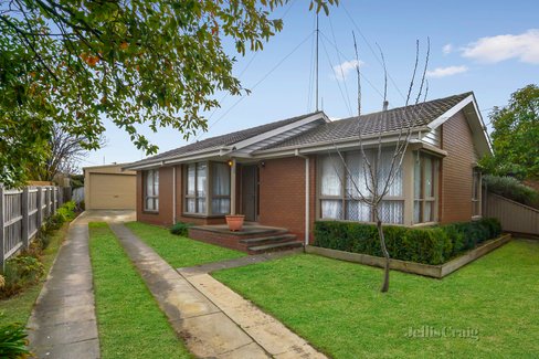 23 Head Street Wendouree 3355