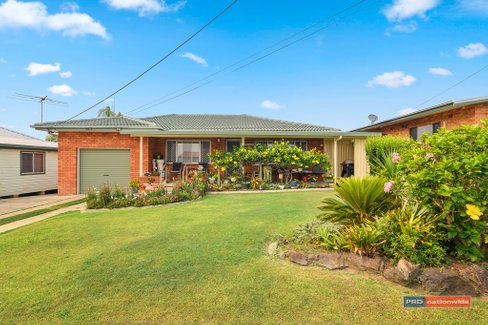 23 High Street, URUNGA NSW 2455