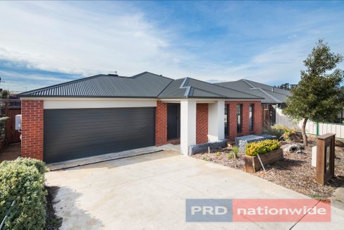 23 Horwood Drive, CANADIAN VIC 3350