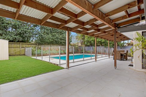 23 Japonica Drive, Palm Beach QLD 4221