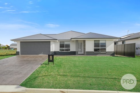 23 Kestral Street, TAMWORTH NSW 2340