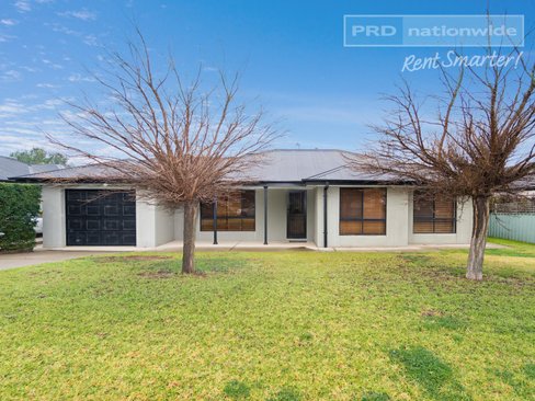 2/3 Kimberley Drive, TATTON NSW 2650