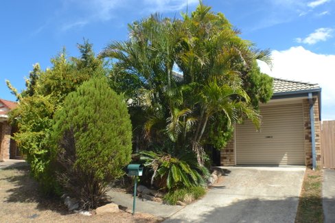 23 Manitoba Place, WAVELL HEIGHTS QLD 4012