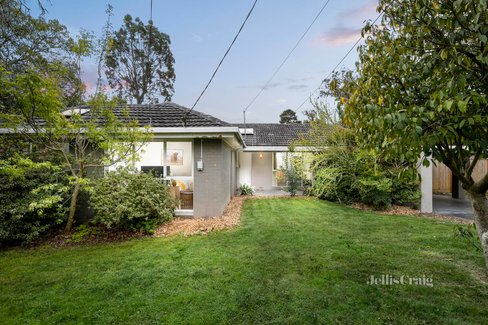 23 Mountain Drive Mooroolbark 3138