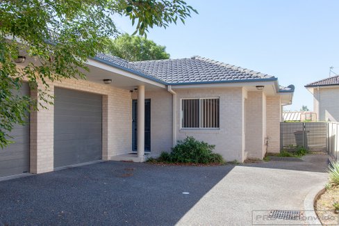 2/3 Pyalla Avenue, ABERGLASSLYN NSW 2320