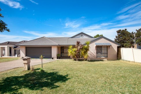 23 Pyalla Avenue, ABERGLASSLYN NSW 2320