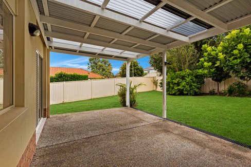 23 Respall Way, Arundel QLD 4214