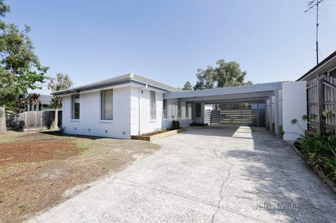 23 Saxonwood Drive Doncaster East 3109