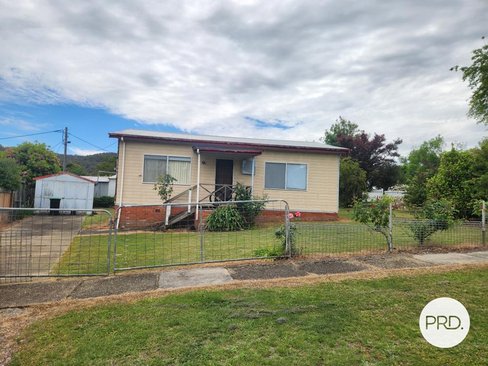 23 Sheather Street, KHANCOBAN NSW 2642