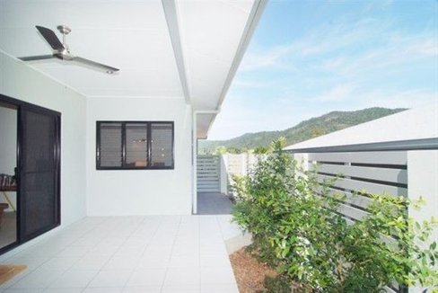 2/3 Shelter Court, JUBILEE POCKET QLD 4802