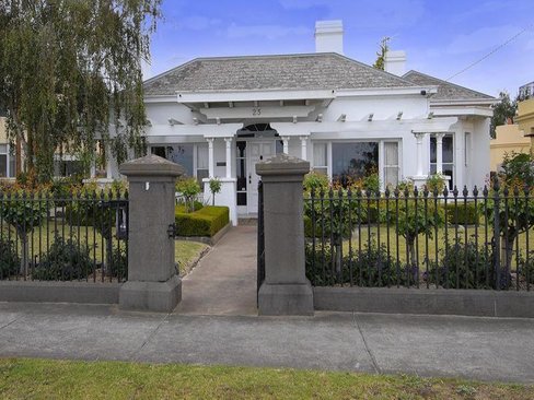 23 The Esplanade Geelong 3220