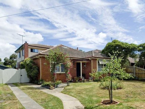 23 Toyne Avenue Hamlyn Heights 3215