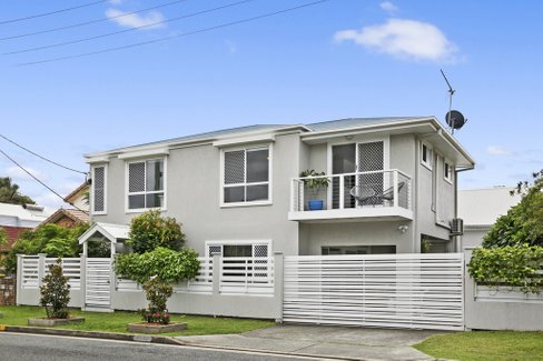 23 Twenty Fourth Avenue, PALM BEACH QLD 4221