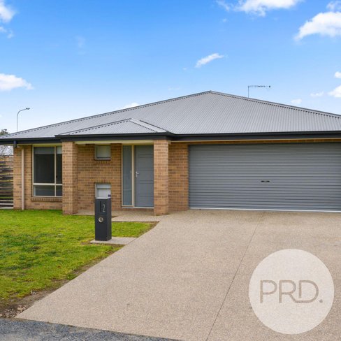 2/3 Victor Place, LAVINGTON NSW 2641