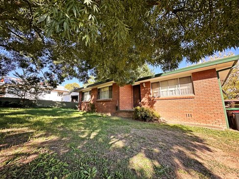 23 William Street, TUMBARUMBA NSW 2653