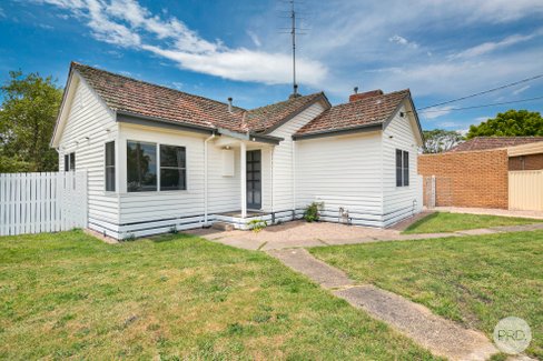 23 Yarrowee Street, SEBASTOPOL VIC 3356