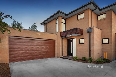 2 30 Jubilee Street Mount Waverley 3149