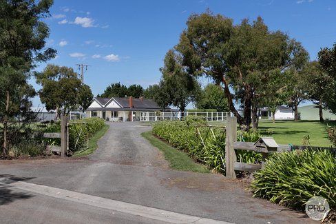 2301 Western Highway, BURRUMBEET VIC 3352