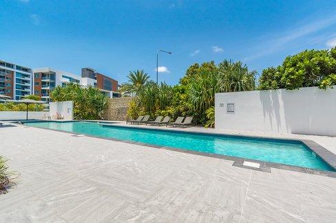 2302/397 Christine Avenue, VARSITY LAKES QLD 4227