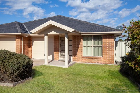 2/31 Broomfield Crescent, SINGLETON NSW 2330