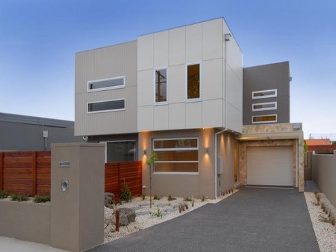 2 32 Upper Skene Street Newtown 3220