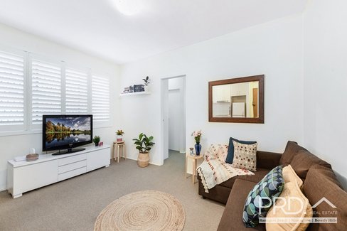 2/33 Graham Road, NARWEE NSW 2209