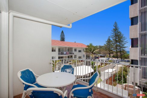 23/300 The Esplanade, BURLEIGH HEADS QLD 4220