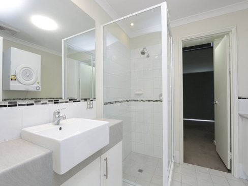 23/31 Malata Crescent, SUCCESS WA 6164