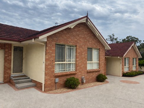 2/33B Mt Brown Rd,, DAPTO NSW 2530