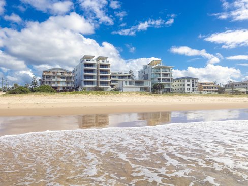 2/349 Golden Four Drive, Tugun QLD 4224